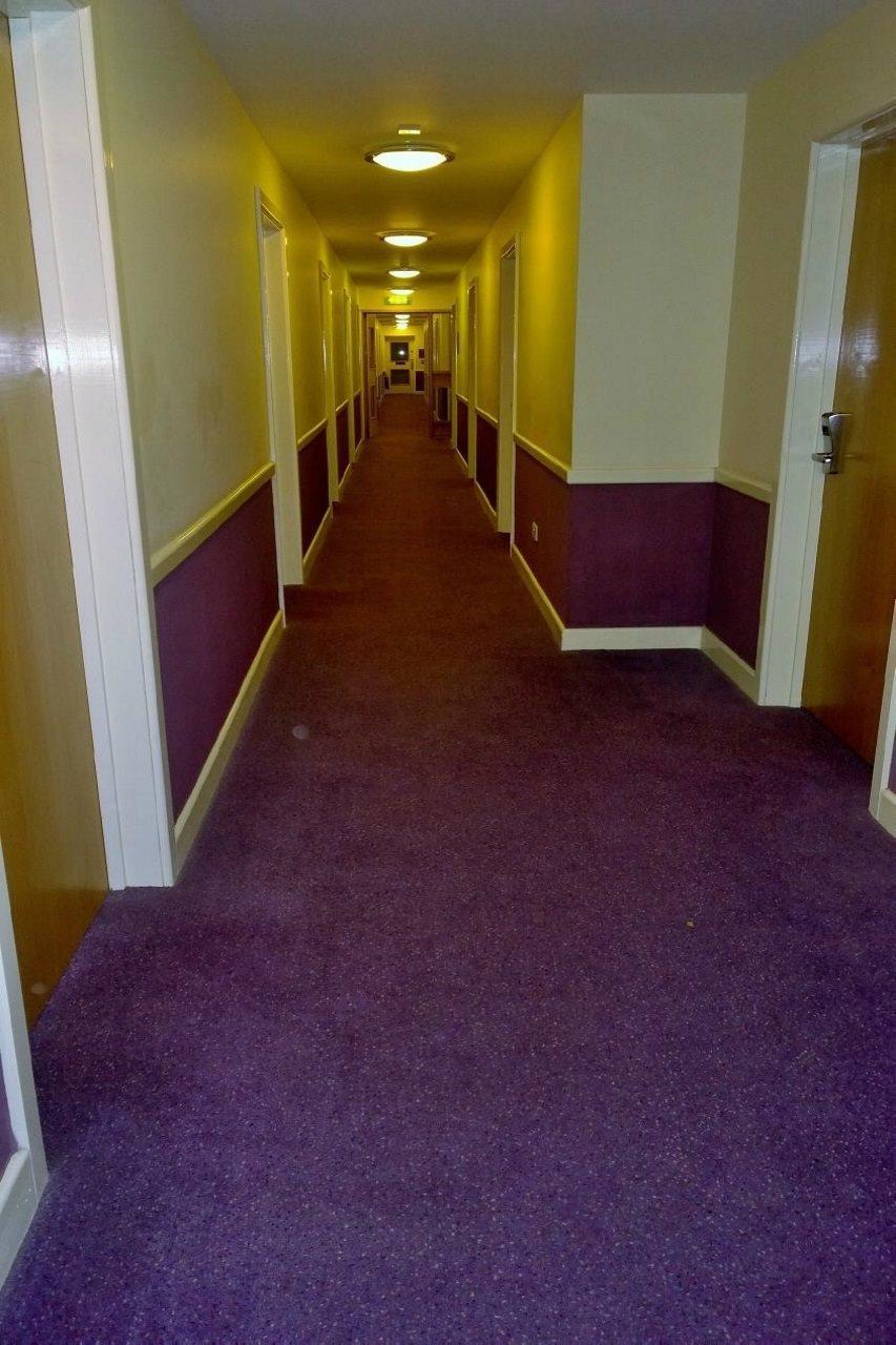 Premier Inn Edinburgh ダルケイス エクステリア 写真