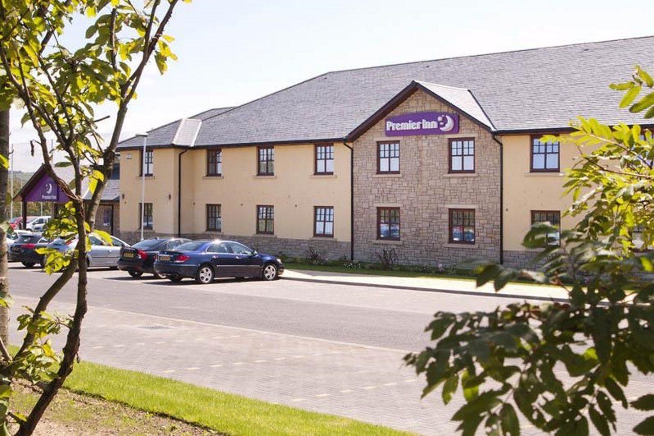 Premier Inn Edinburgh ダルケイス エクステリア 写真