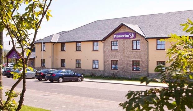 Premier Inn Edinburgh ダルケイス エクステリア 写真